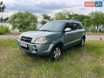 Авто Hyundai Tucson 2007 № 8924071