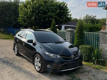 Авто Toyota Auris 2014 № 8924078