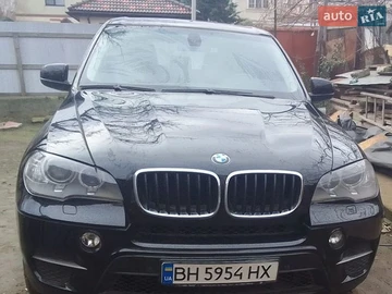 Авто BMW X5 2010 № 8924085