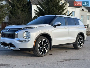 Авто Mitsubishi Outlander 2022 № 8924272