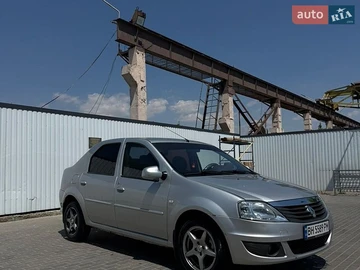 Авто Renault Logan 2011 № 8924412