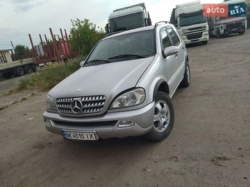 Авто Mercedes M-Class 2002 № 8924512