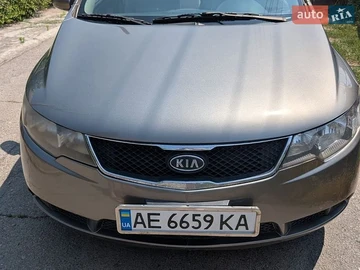 Авто KIA Cerato 2009 № 8924514