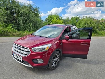 Авто Ford Escape 2016 № 8924653