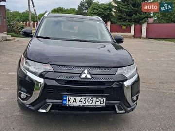 Авто Mitsubishi Outlander 2018 № 8924803
