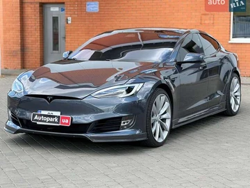 Авто Tesla Model S 2018 № 8924819