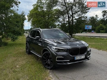 Авто BMW X5 2021 № 8925018