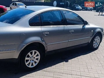 Авто Volkswagen Passat 2003 № 8925138