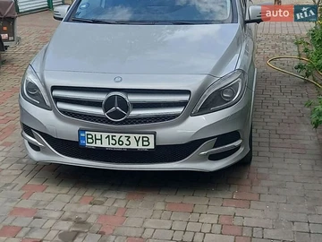Авто Mercedes B-Class 2016 № 8925379