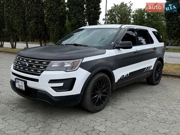 Авто Ford Explorer 2018 № 8925503