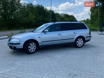 Авто Volkswagen Passat 2003 № 8925836