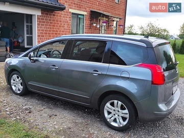 Авто Peugeot 5008 2011 № 8926161