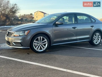 Авто Volkswagen Passat 2018 № 8926329