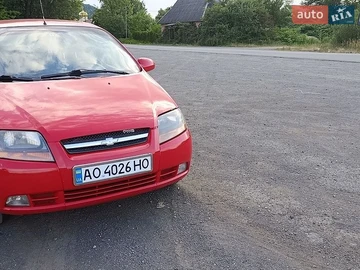 Авто Chevrolet Aveo 2005 № 8926539