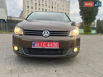 Авто Volkswagen Touran 2011 № 8926735