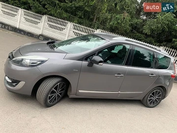 Авто Renault Grand Scenic 2013 № 8926799
