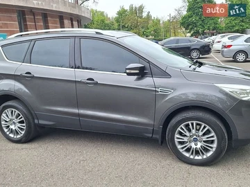 Авто Ford Kuga 2015 № 8926895