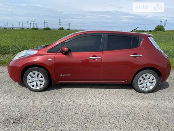 Авто Nissan Leaf 2013 № 8927513