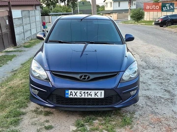 Авто Hyundai I30 2010 № 8927542