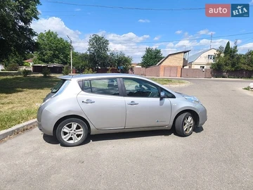 Авто Nissan Leaf 2013 № 8927660