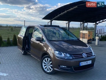 Авто Volkswagen Sharan 2012 № 8927796