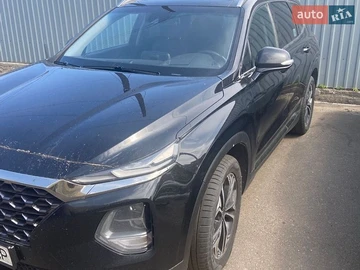 Авто Hyundai Santa Fe 2018 № 8927924
