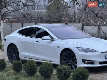 Авто Tesla Model S 2020 № 8928019