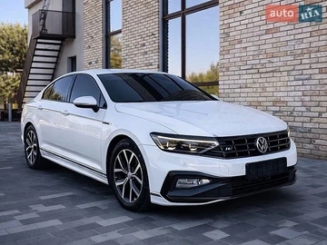 Авто Volkswagen Passat 2019 № 8928023