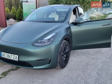 Авто Tesla Model Y 2024 № 8928037