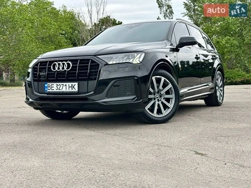 Авто Audi Q7 2021 № 8928051