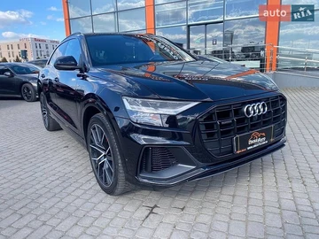 Авто Audi Q8 2021 № 8928058