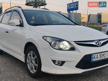 Авто Hyundai I30 2012 № 8928255