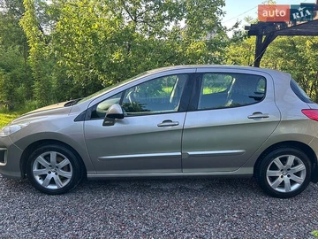 Авто Peugeot 308 2011 № 8928263