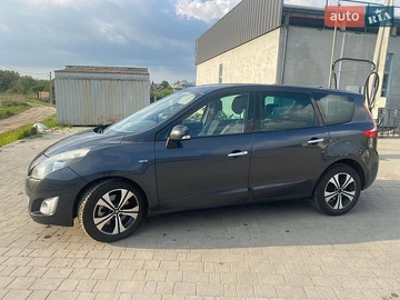 Авто Renault Scenic 2011 № 8928348