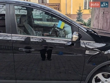 Авто Ford Kuga 2011 № 8928469
