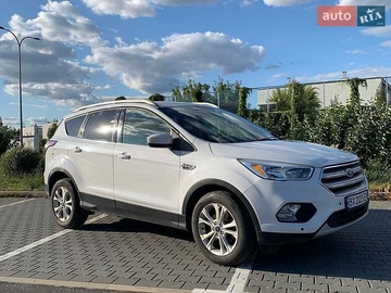Авто Ford Escape 2016 № 8928486