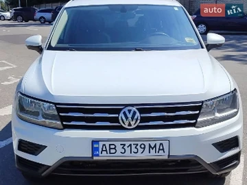 Авто Volkswagen Tiguan 2020 № 8928545