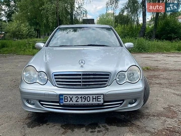 Авто Mercedes C-Class 2005 № 8928856