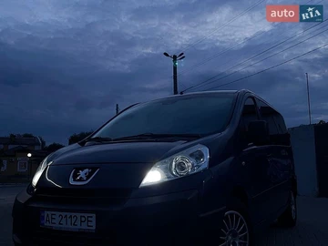 Авто Peugeot Expert 2008 № 8928973
