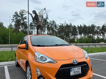 Авто Toyota Prius C 2015 № 8929016