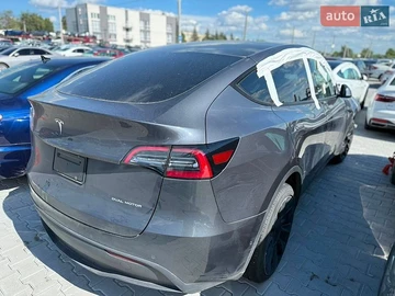 Авто Tesla Model Y 2021 № 8929019