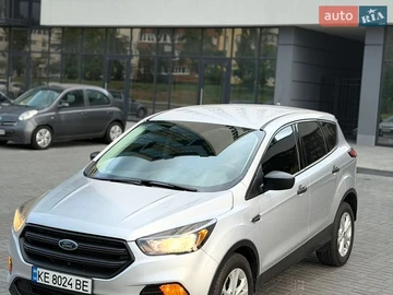 Авто Ford Escape 2018 № 8929109