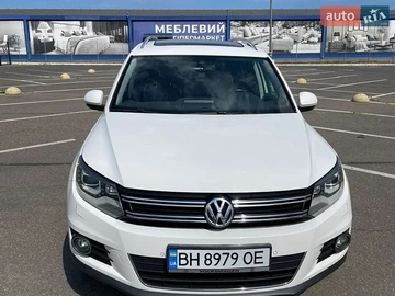 Авто Volkswagen Tiguan 2012 № 8929194
