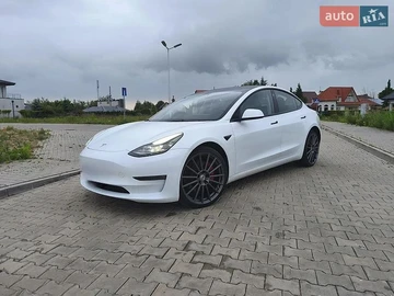 Авто Tesla Model 3 2023 № 8929205