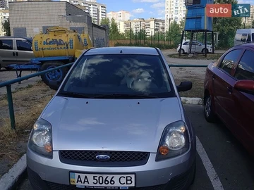Авто Ford Fiesta 2006 № 8929229