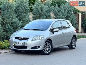 Авто Toyota Auris 2007 № 8929496