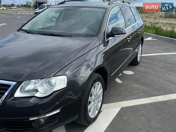 Авто Volkswagen Passat 2010 № 8929504