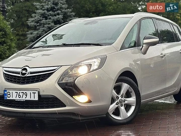 Авто Opel Zafira Tourer 2013 № 8929534