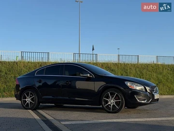 Авто Volvo S60 2012 № 8929622
