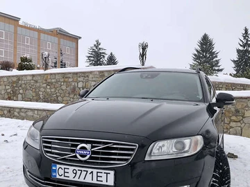 Авто Volvo V70 2015 № 8929796